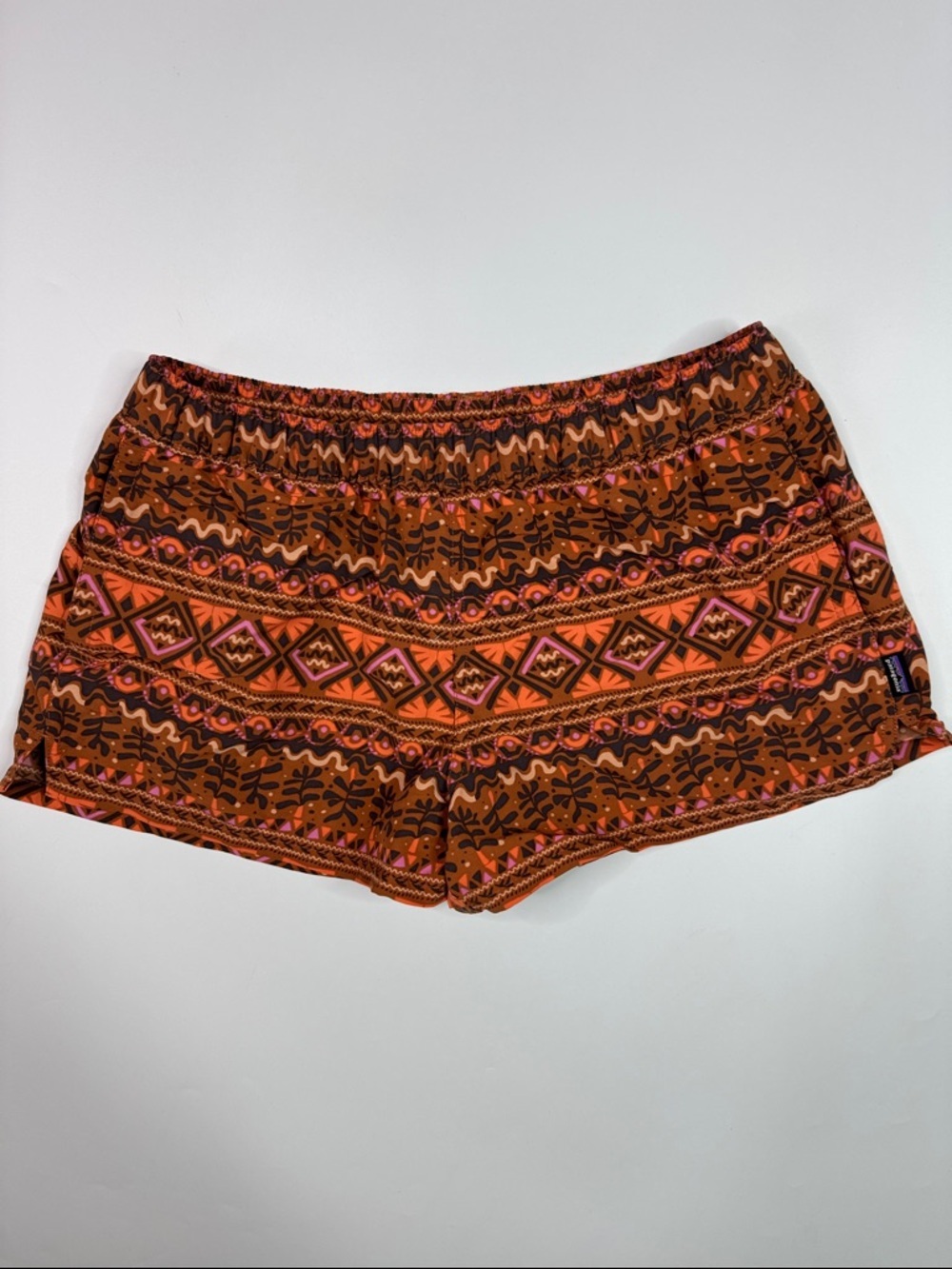 Patagonia Barley Baggies Henna Brown 2" Inseam Size Medium